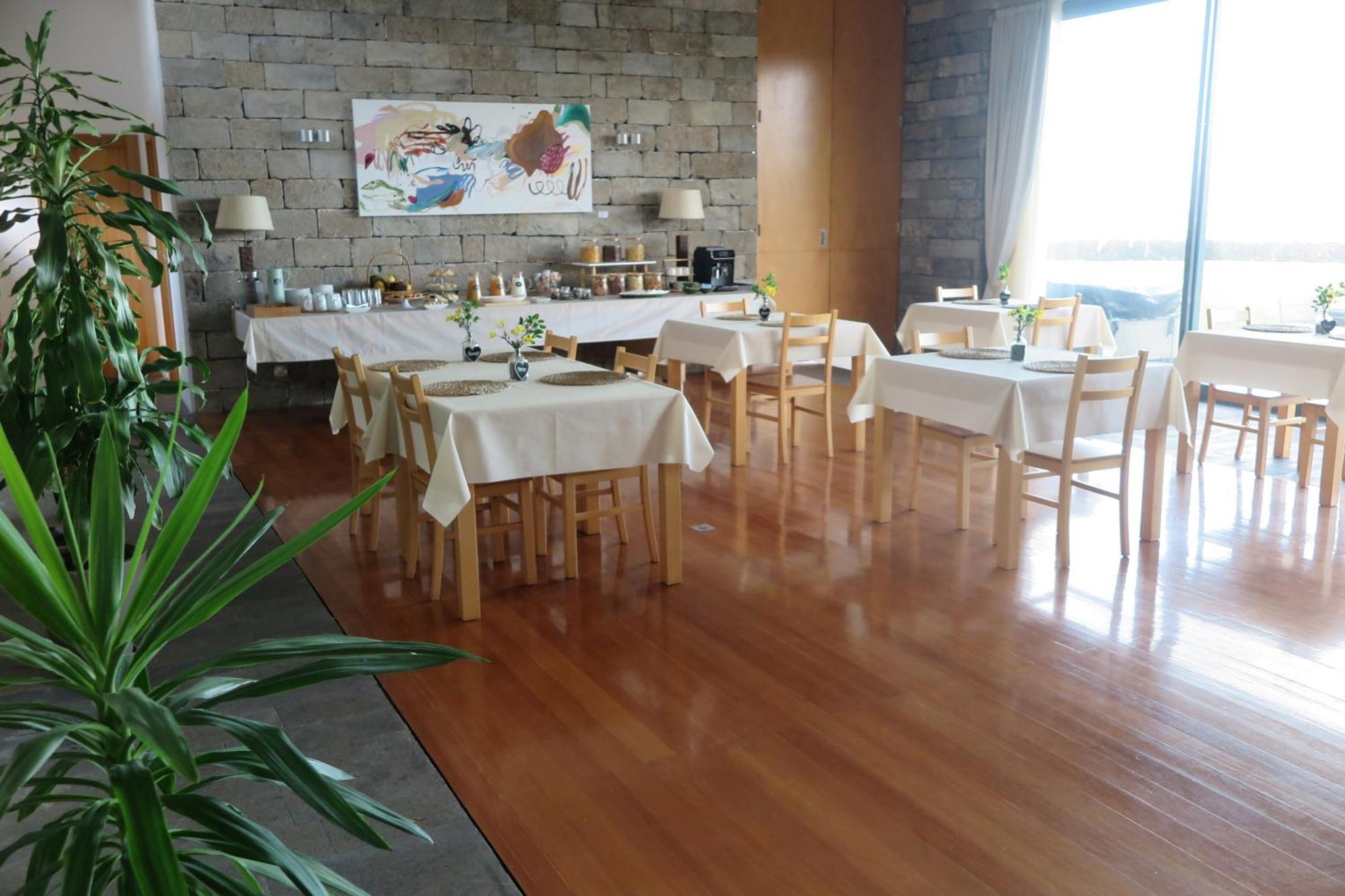 Sao Vicente Lodge - Panoramic Retreat Capelas Bagian luar foto